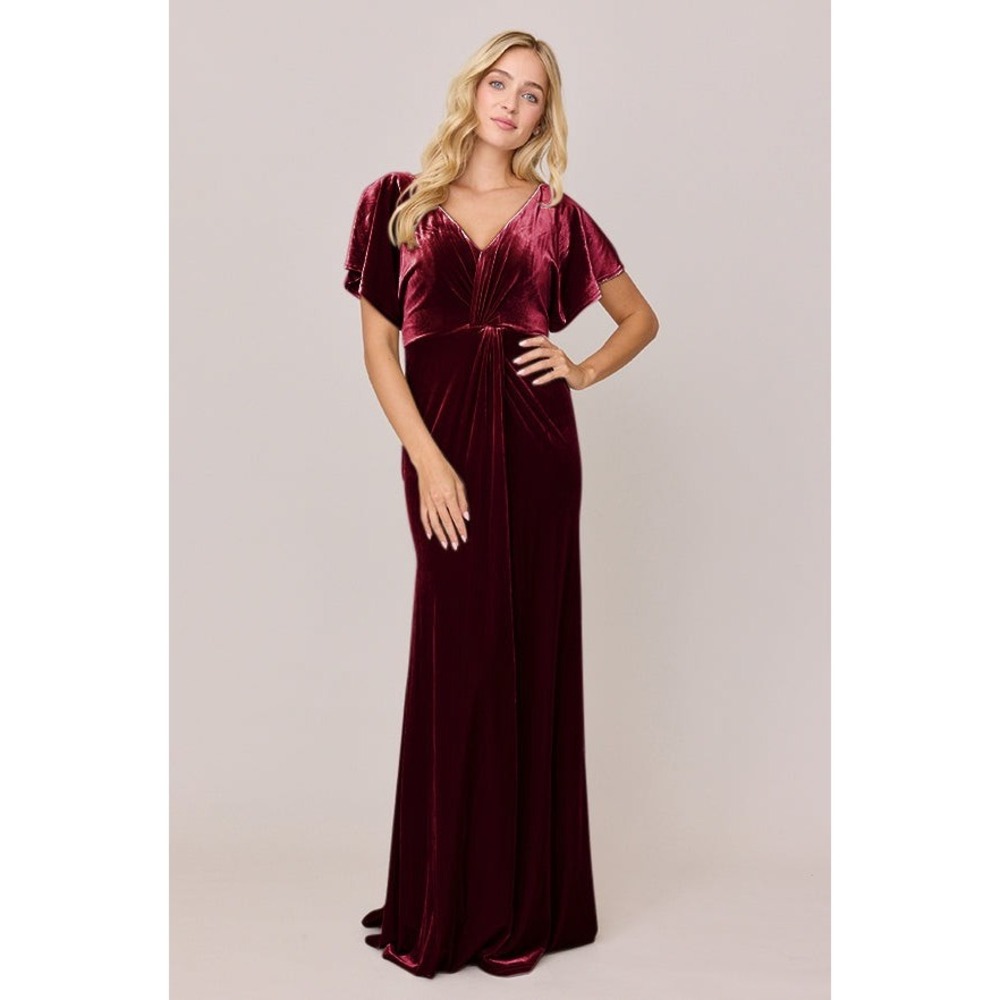 Revelry Gwen Velvet Angel Sleeve Bridesmaid Maxi Dress Wine Size 20